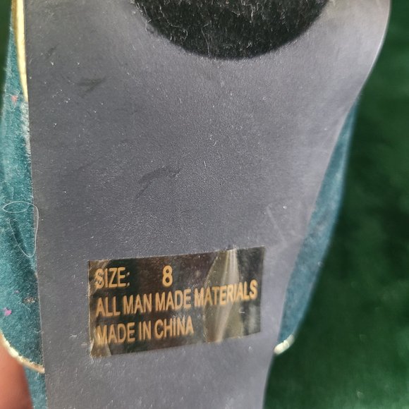 Brand new Teal Cyan Turquoise Heels - Picture 4 of 10